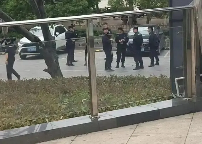 员工在公司猝死，猿辅导最新回应：是一位二十六七岁的男性